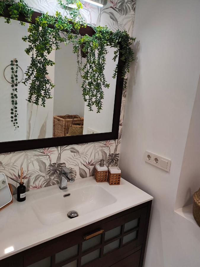 Hola Apartament อาลิกันเต ภายนอก รูปภาพ