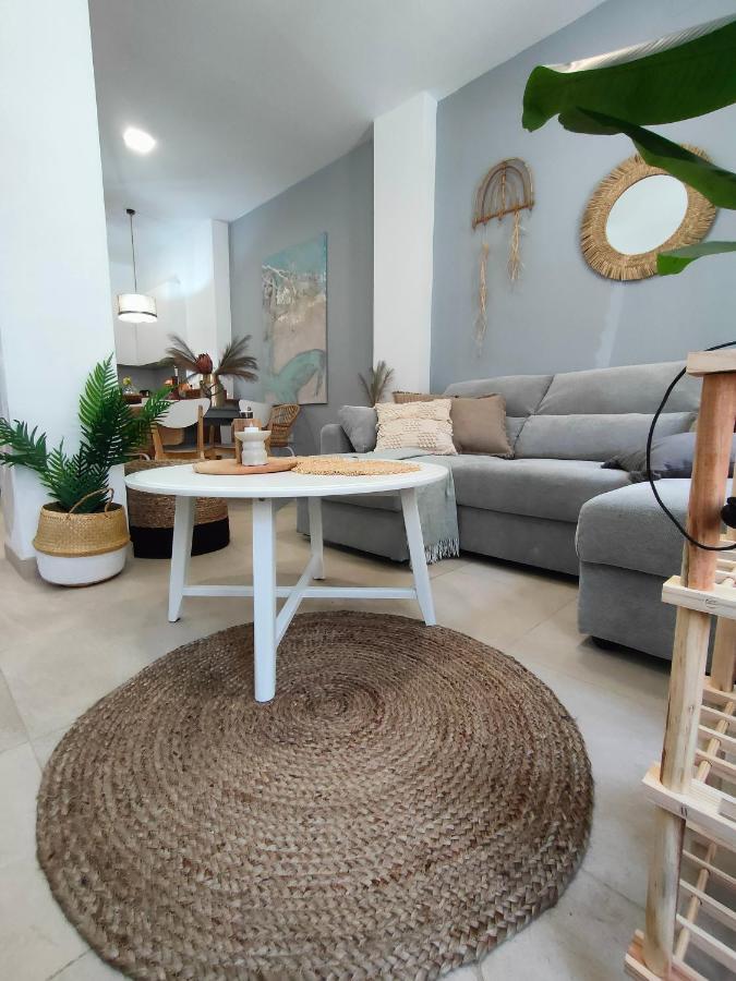 Hola Apartament อาลิกันเต ภายนอก รูปภาพ