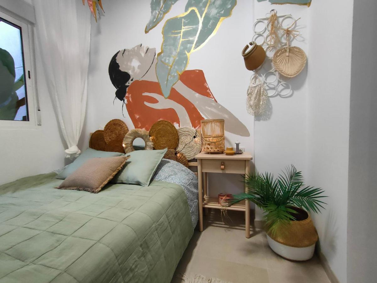 Hola Apartament อาลิกันเต ภายนอก รูปภาพ