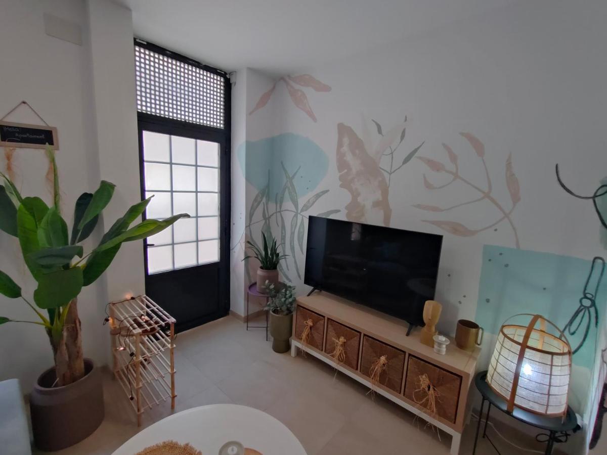 Hola Apartament อาลิกันเต ภายนอก รูปภาพ